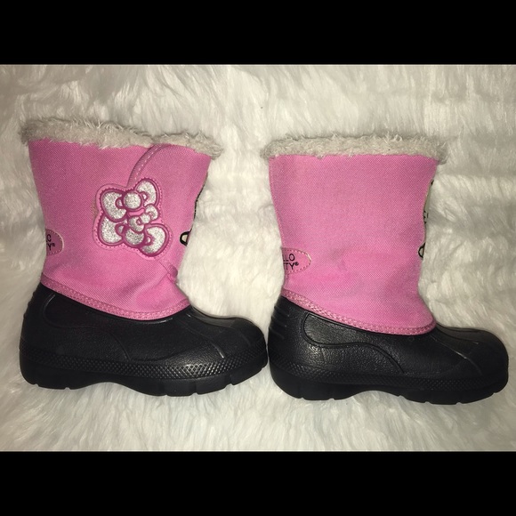 ✨Hello Kitty Faux Fur Lining Boots L (9/10) - Picture 3 of 4